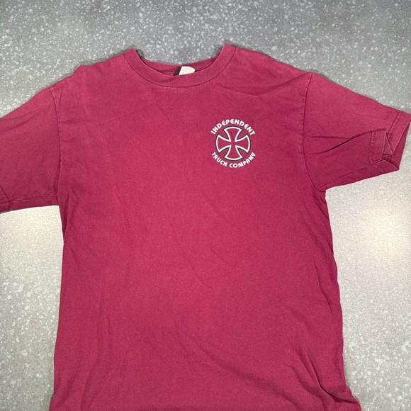 INDEPENDENT TRUCK COMPANY - Men's T-shirt Size Medium - Picture 9 of 10